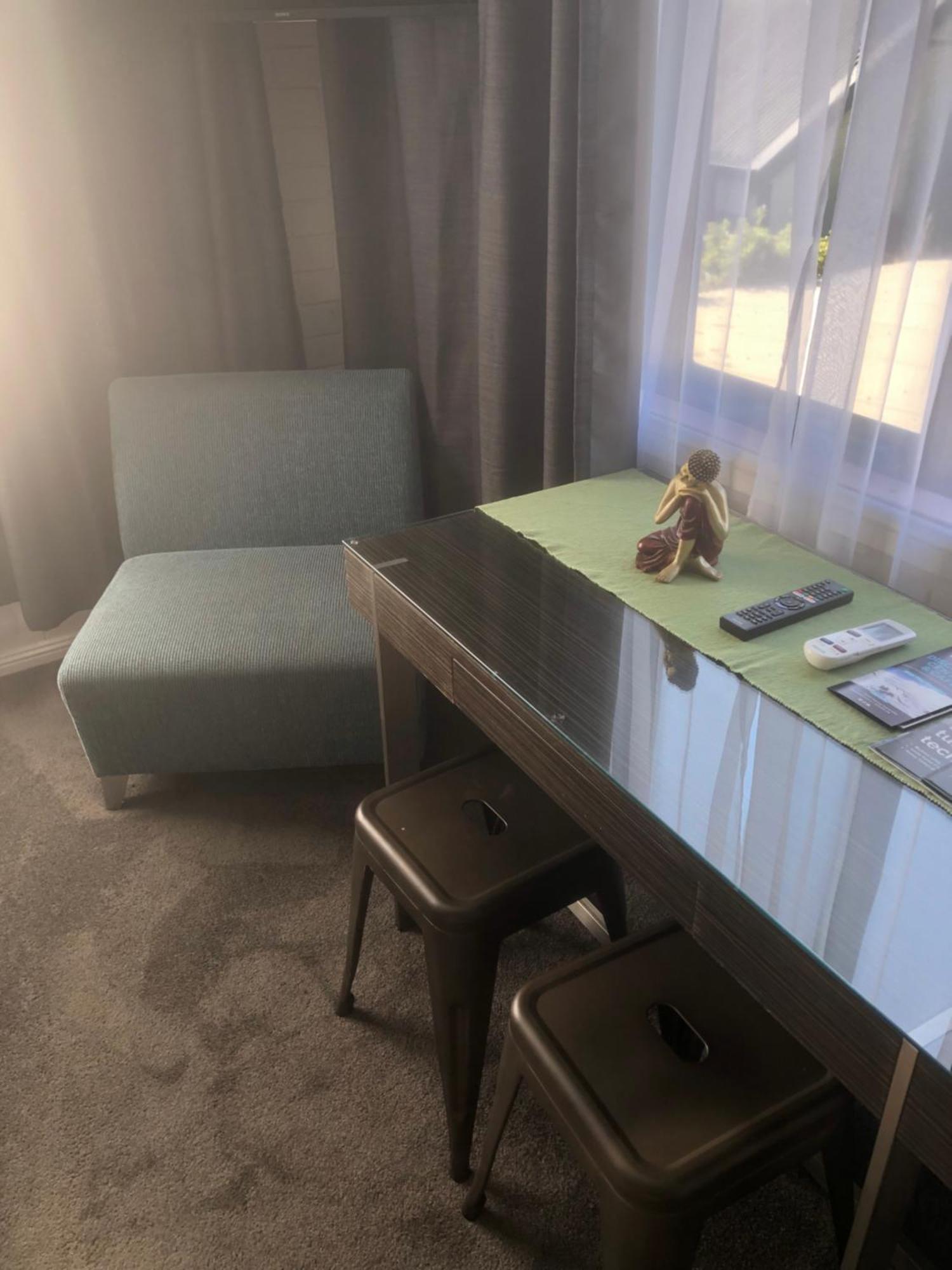 White Manor Motel クーマ エクステリア 写真