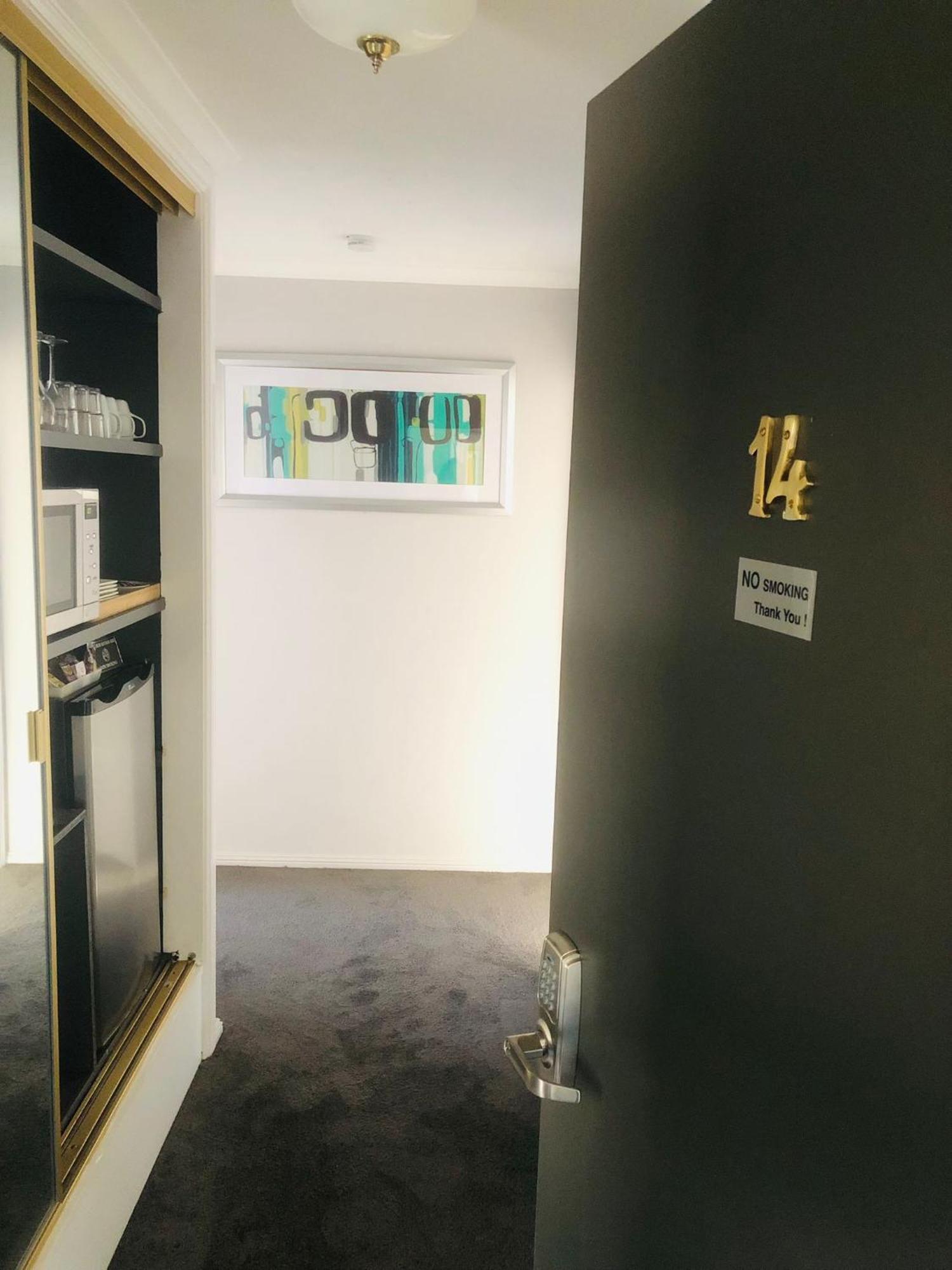 White Manor Motel クーマ エクステリア 写真