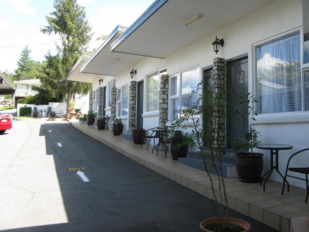 White Manor Motel クーマ エクステリア 写真