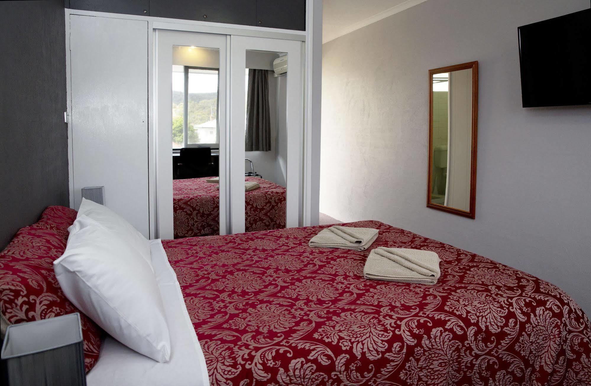 White Manor Motel クーマ エクステリア 写真
